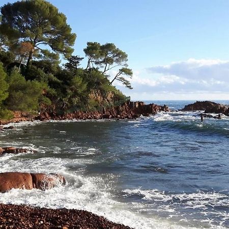 شقة Saint-Raphaël  في La Corniche D'Or A St Raphael المظهر الخارجي الصورة